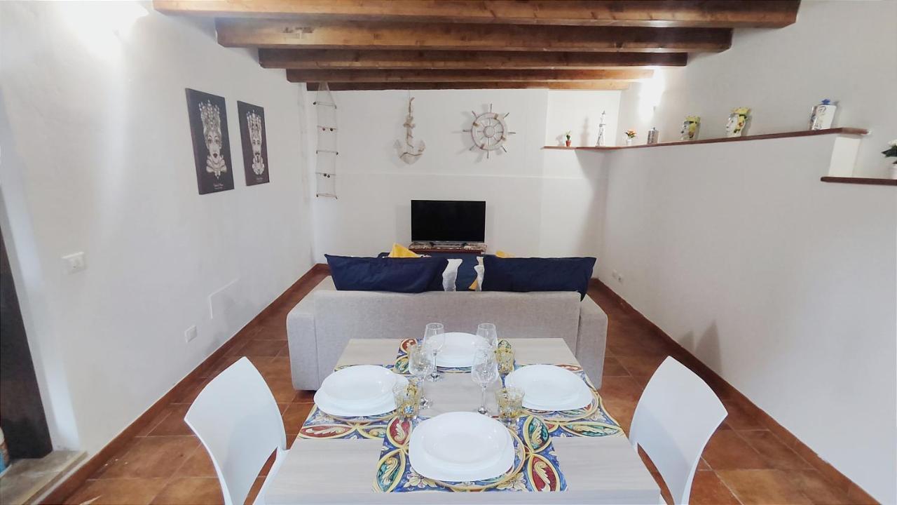 Porto Centro Storico Spiaggia Wi-Fi&Self Check-In Castellammare del Golfo Luaran gambar